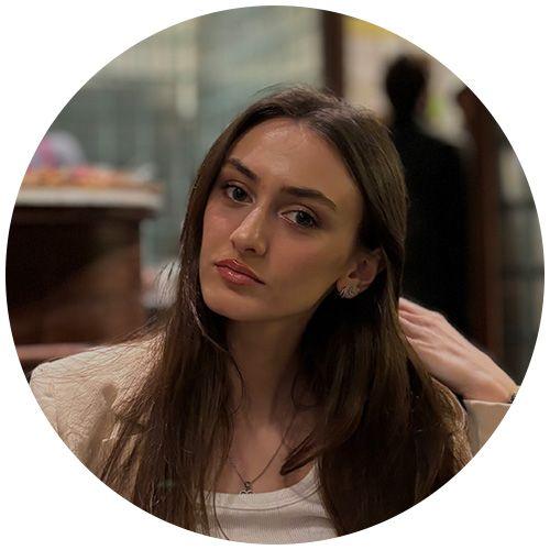 ანანო ფხაკაძე - ინტერიერის დიზაინის კურსდამთავრებული