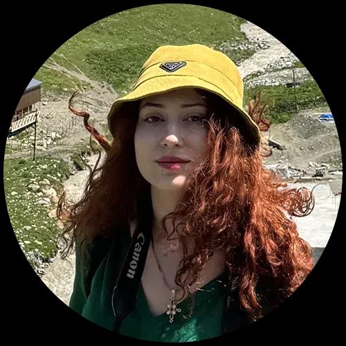 ინტერიერის დიზაინის კურსდამთავრებული - ელენე ჩალაური