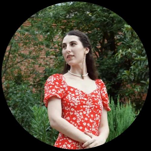 ინტერიერის დიზაინის კურსდამთავრებული - კესარია კეკუტია